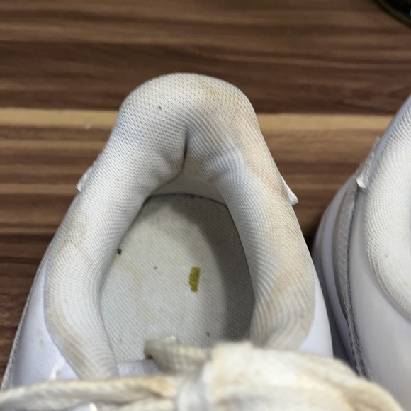 Puma white shimmery sneakers. - Picture 11 of 14